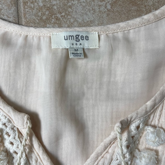 Umgee Peach Boho Gauzy Cotton Tassel 
Popover Spring Tunic, Size Medium - Picture 7 of 8